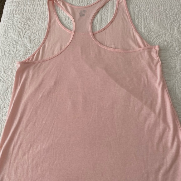 Gap Tank Top - Picture 2 of 3